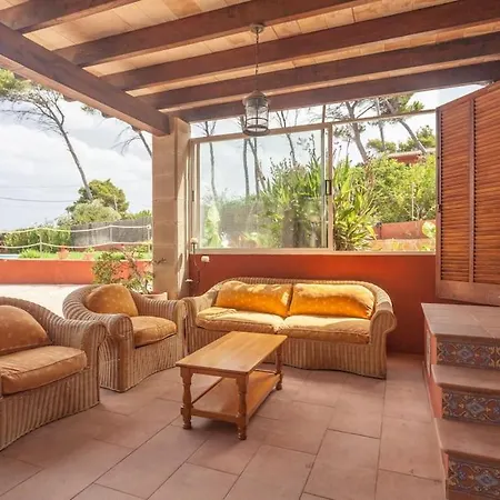 Balambe Holiday home